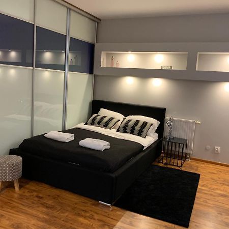 שצ'צ'ין Apartamenty Amb Bandurskiego מראה חיצוני תמונה